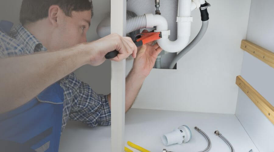 Expert burst pipe repair services in Ecorse, MI